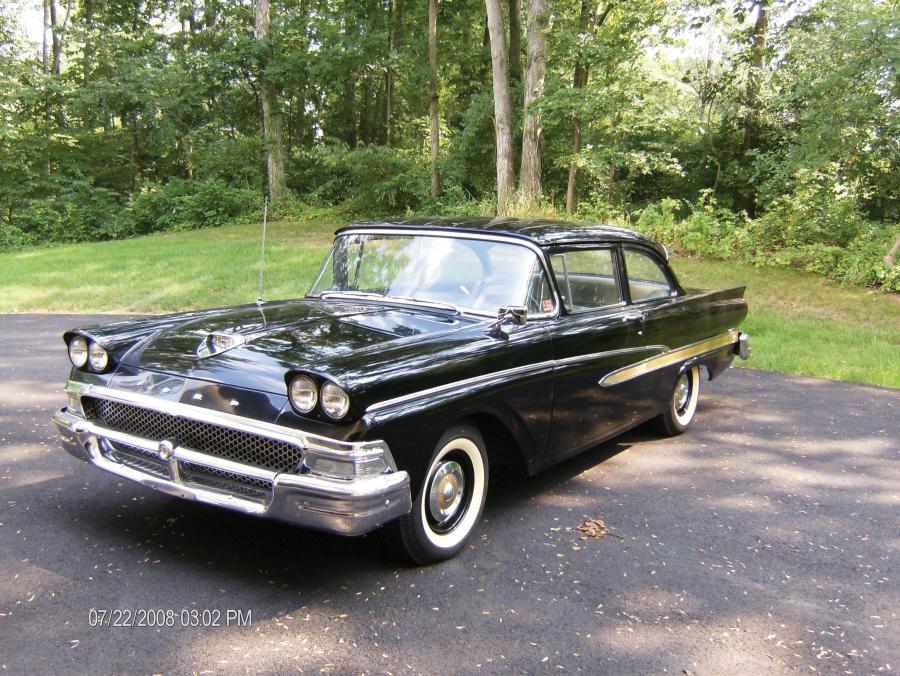 Ford Custom 300 Club Sedan '1958